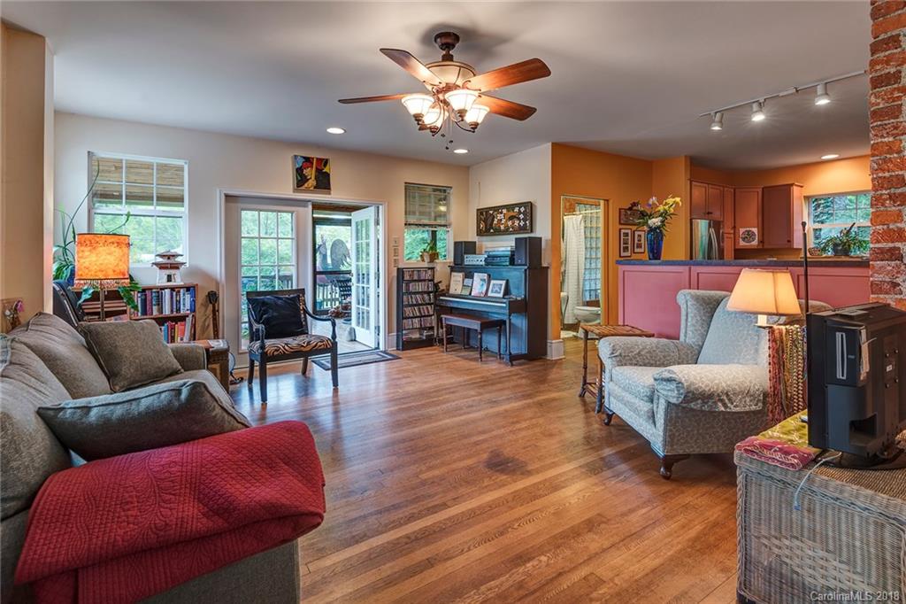 107 Blue Ridge Avenue Asheville NC 28806
