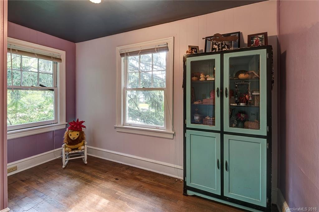 107 Blue Ridge Avenue Asheville NC 28806