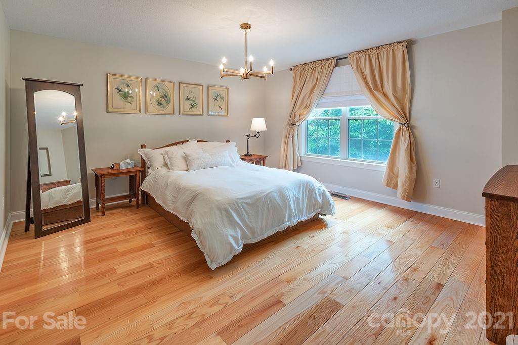 107 Black Hawk Ridge Weaverville NC 28787