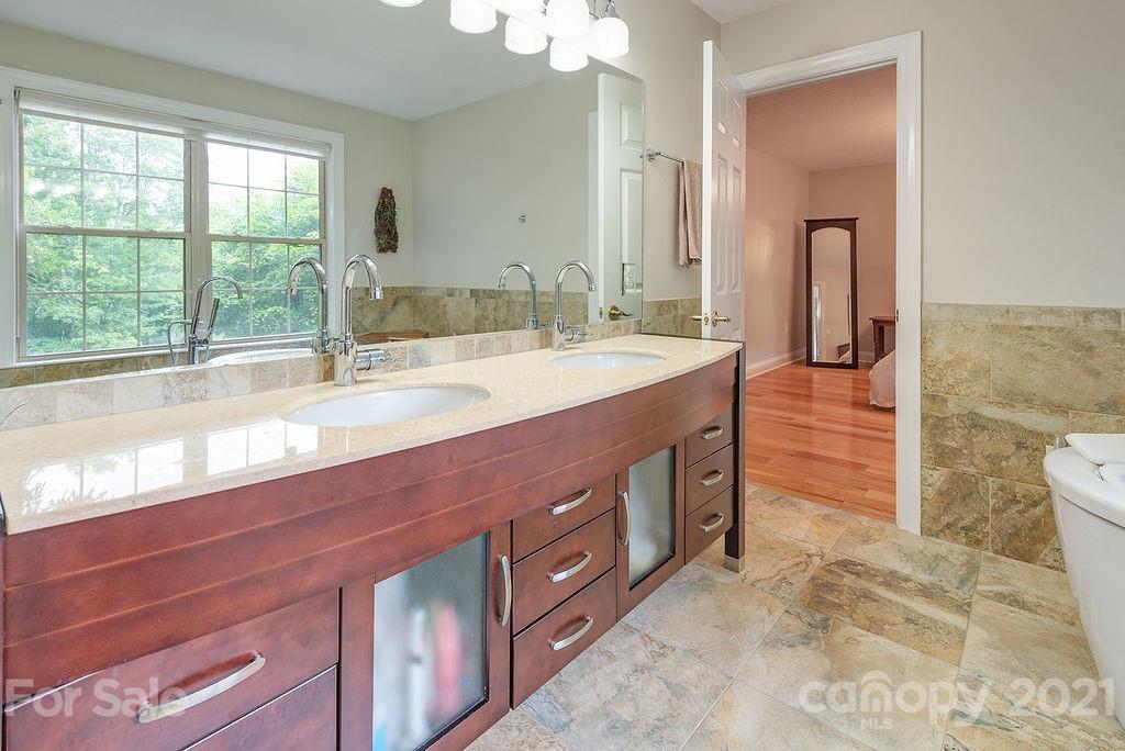 107 Black Hawk Ridge Weaverville NC 28787
