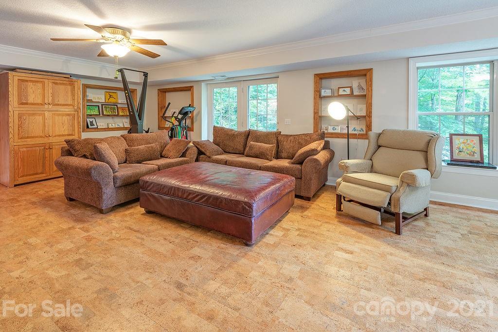 107 Black Hawk Ridge Weaverville NC 28787