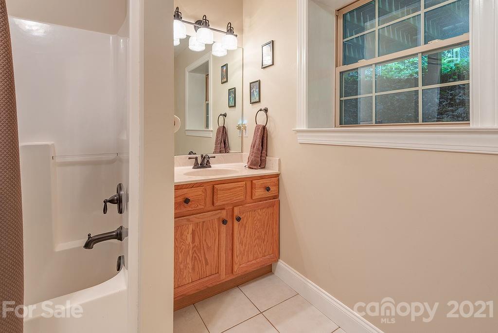 107 Black Hawk Ridge Weaverville NC 28787
