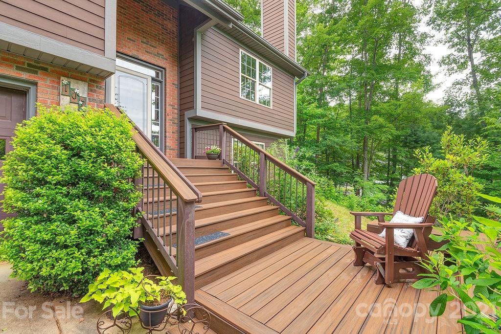 107 Black Hawk Ridge Weaverville NC 28787