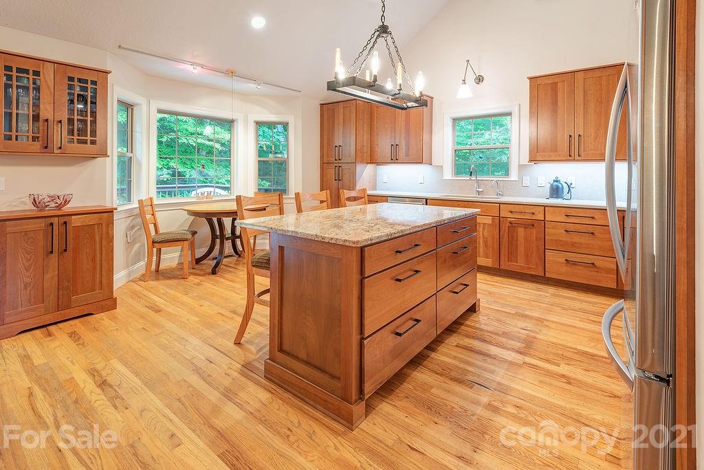 107 Black Hawk Ridge Weaverville NC 28787