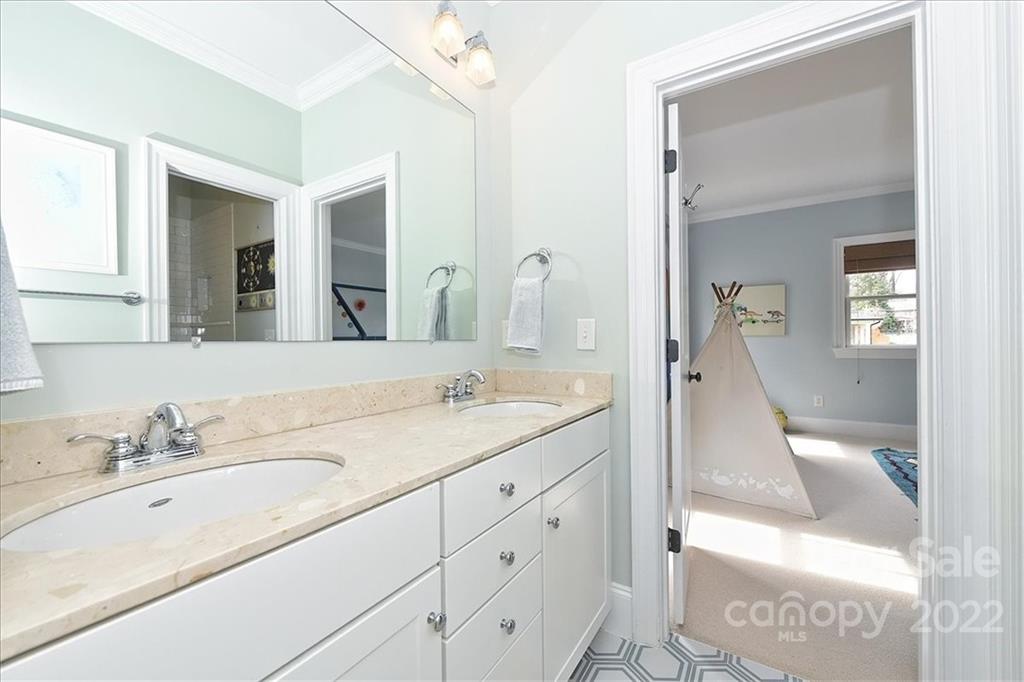 2901 Windsor Avenue Charlotte NC 28209