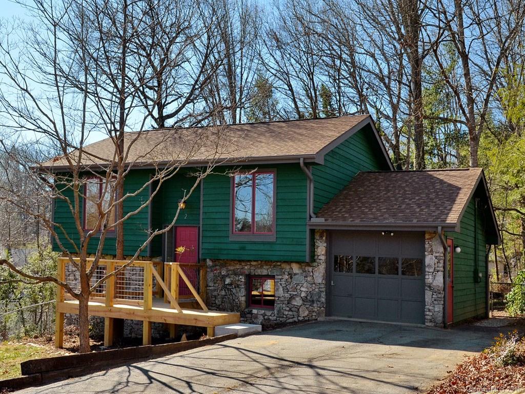 2 White Pine Circle Arden NC 28704