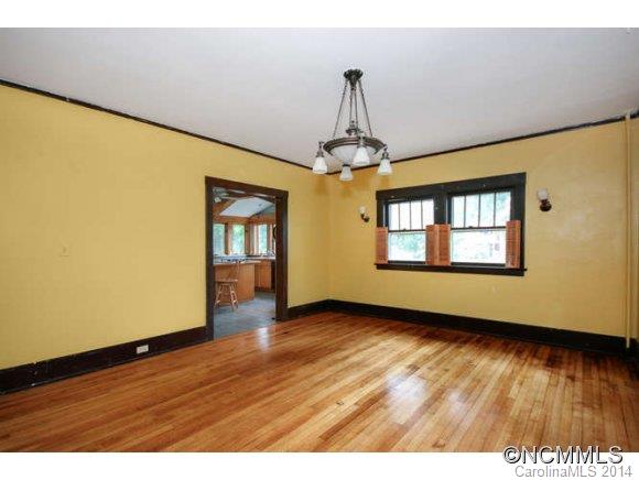 72 Henrietta Street Asheville NC 28801