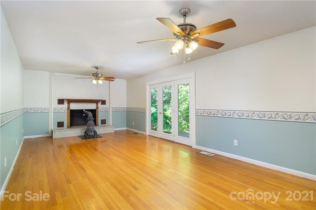 762 Harlowe Noblitt Road Old Fort NC 28762