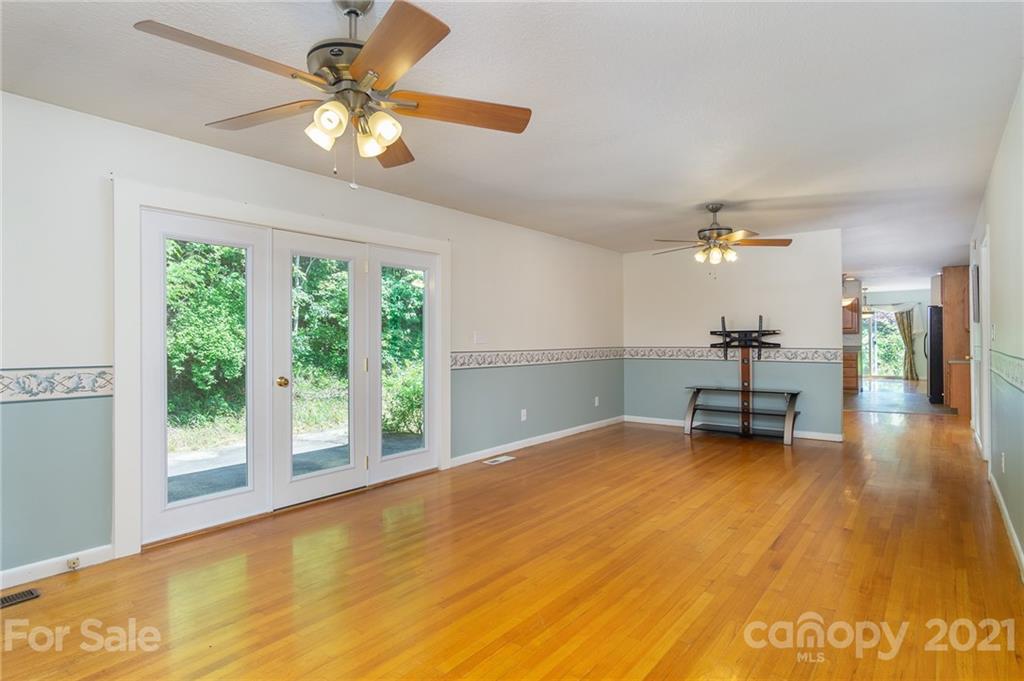 762 Harlowe Noblitt Road Old Fort NC 28762