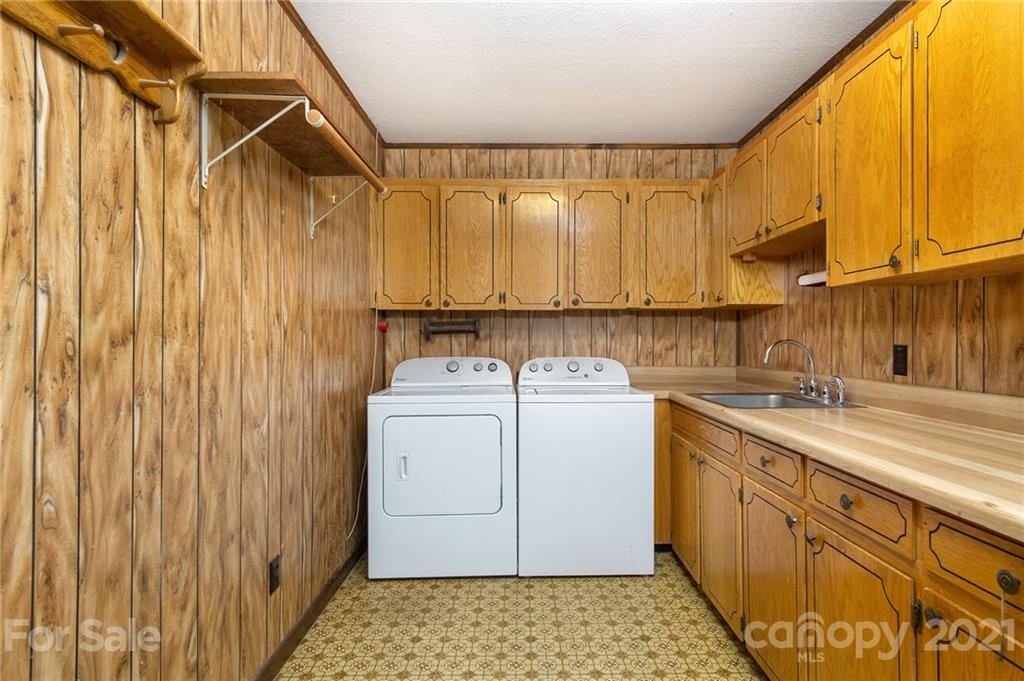 762 Harlowe Noblitt Road Old Fort NC 28762
