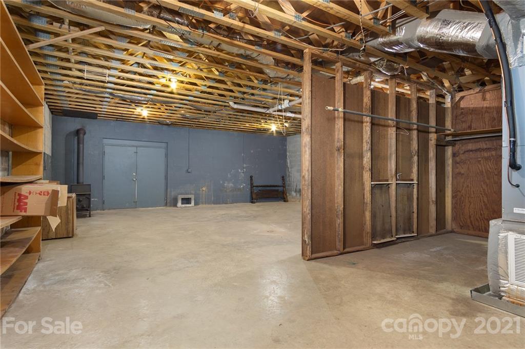 762 Harlowe Noblitt Road Old Fort NC 28762