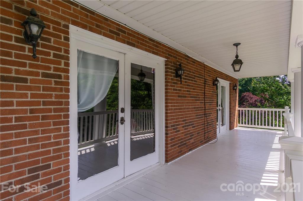 762 Harlowe Noblitt Road Old Fort NC 28762