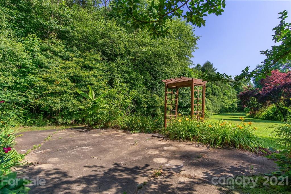 762 Harlowe Noblitt Road Old Fort NC 28762