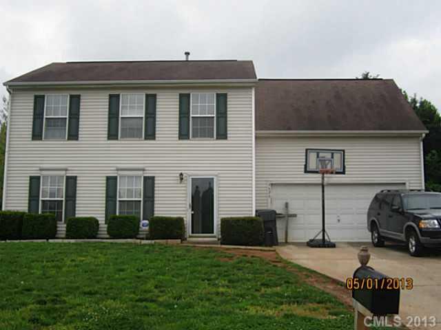 8626 Sutherlin Forest Court Charlotte NC 28215