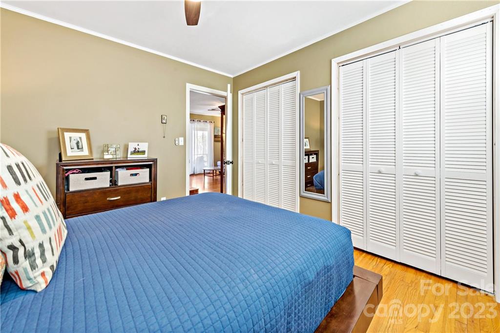359 Ned Mcgimsey Road Nebo NC 28761