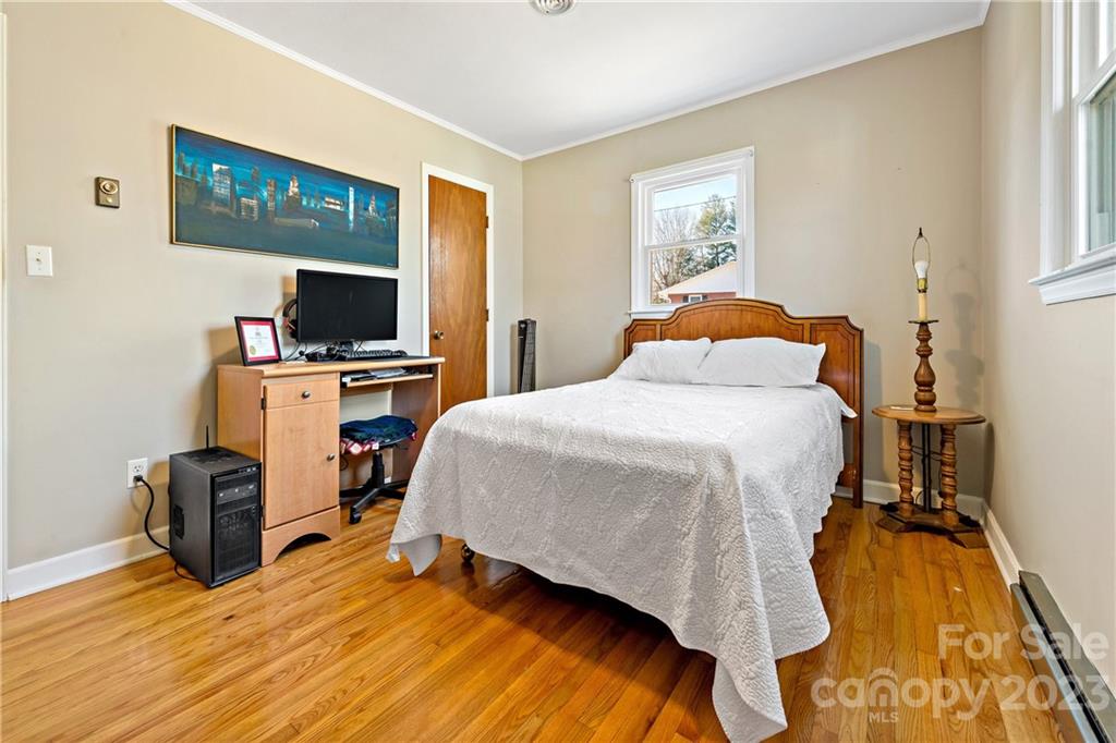 359 Ned Mcgimsey Road Nebo NC 28761