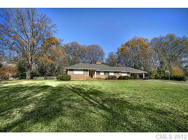 2100 Sunderland Place Charlotte NC 28211