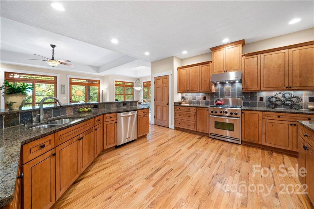 40 Gardner Drive Asheville NC 28803
