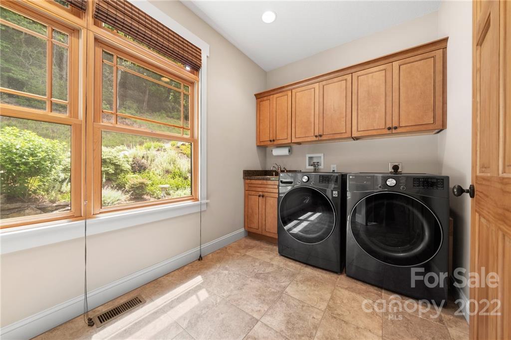 40 Gardner Drive Asheville NC 28803