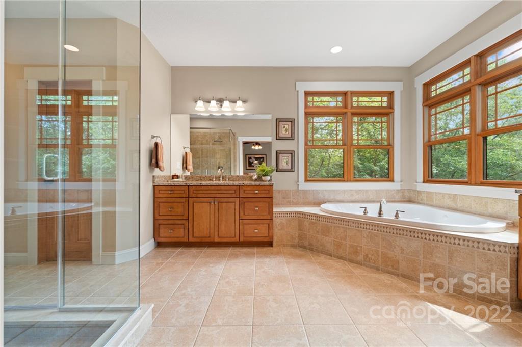 40 Gardner Drive Asheville NC 28803
