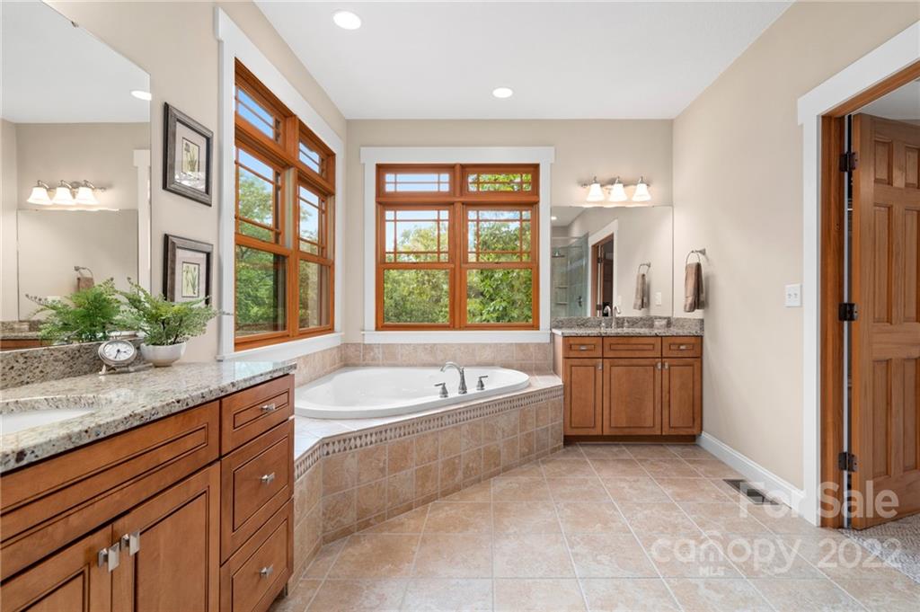 40 Gardner Drive Asheville NC 28803