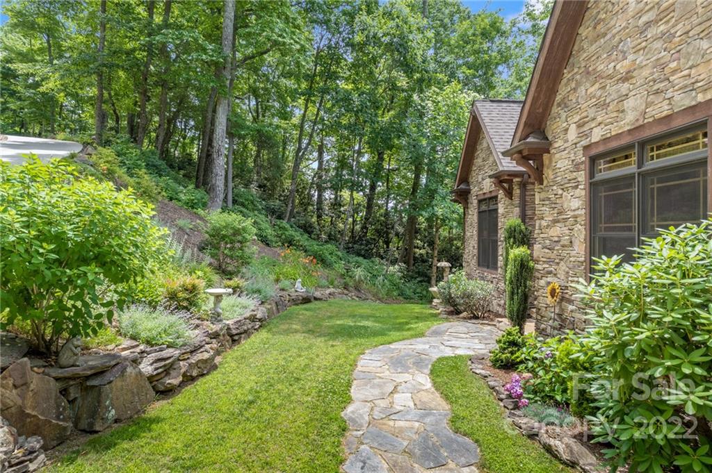 40 Gardner Drive Asheville NC 28803