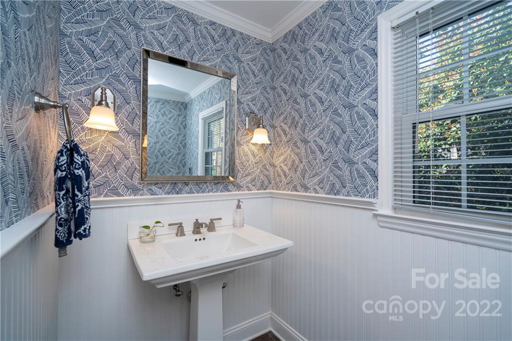 1835 Manor Mill Road Charlotte NC 28226