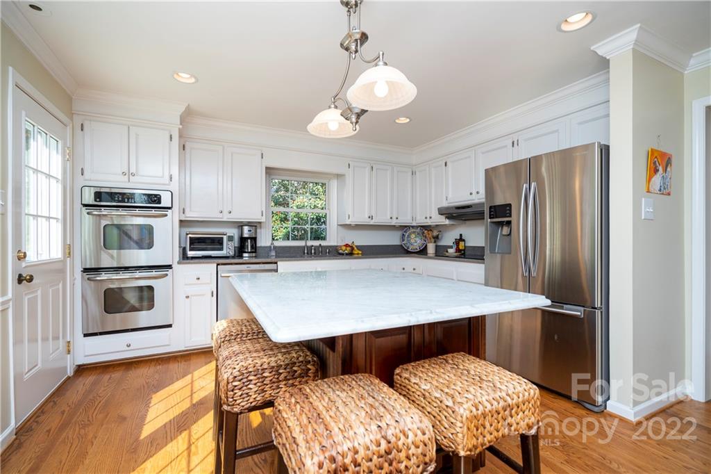 1835 Manor Mill Road Charlotte NC 28226