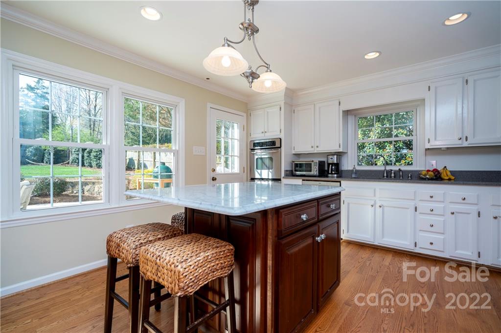 1835 Manor Mill Road Charlotte NC 28226