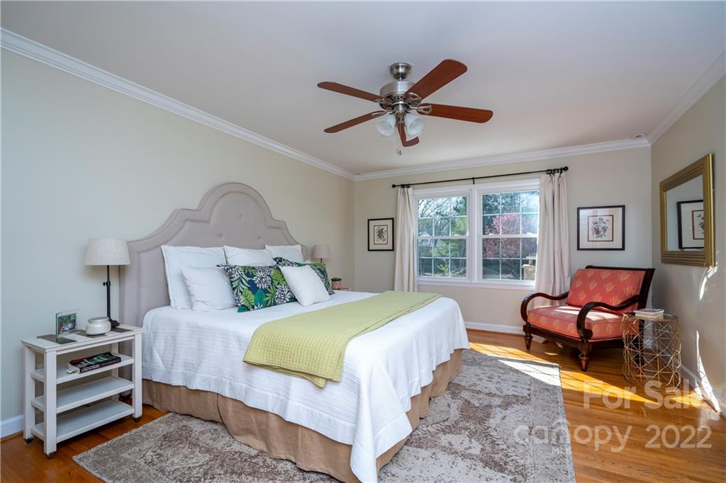 1835 Manor Mill Road Charlotte NC 28226