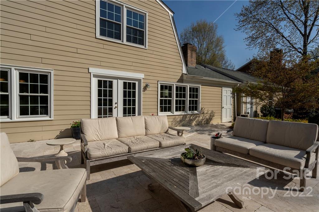 1835 Manor Mill Road Charlotte NC 28226