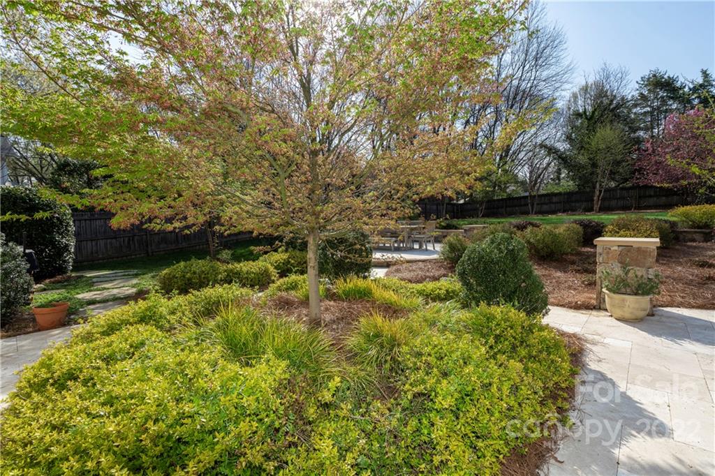 1835 Manor Mill Road Charlotte NC 28226
