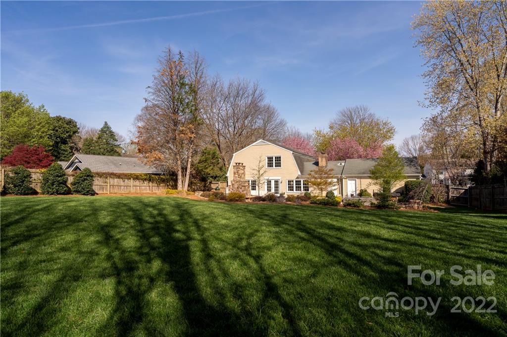 1835 Manor Mill Road Charlotte NC 28226