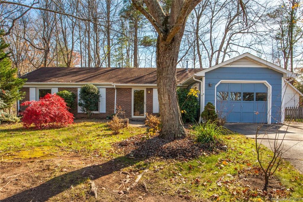 16 Vail Court Asheville NC 28806