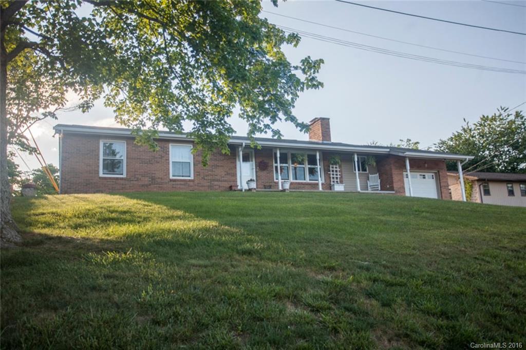 10 Sun Up Lane Candler NC 28715