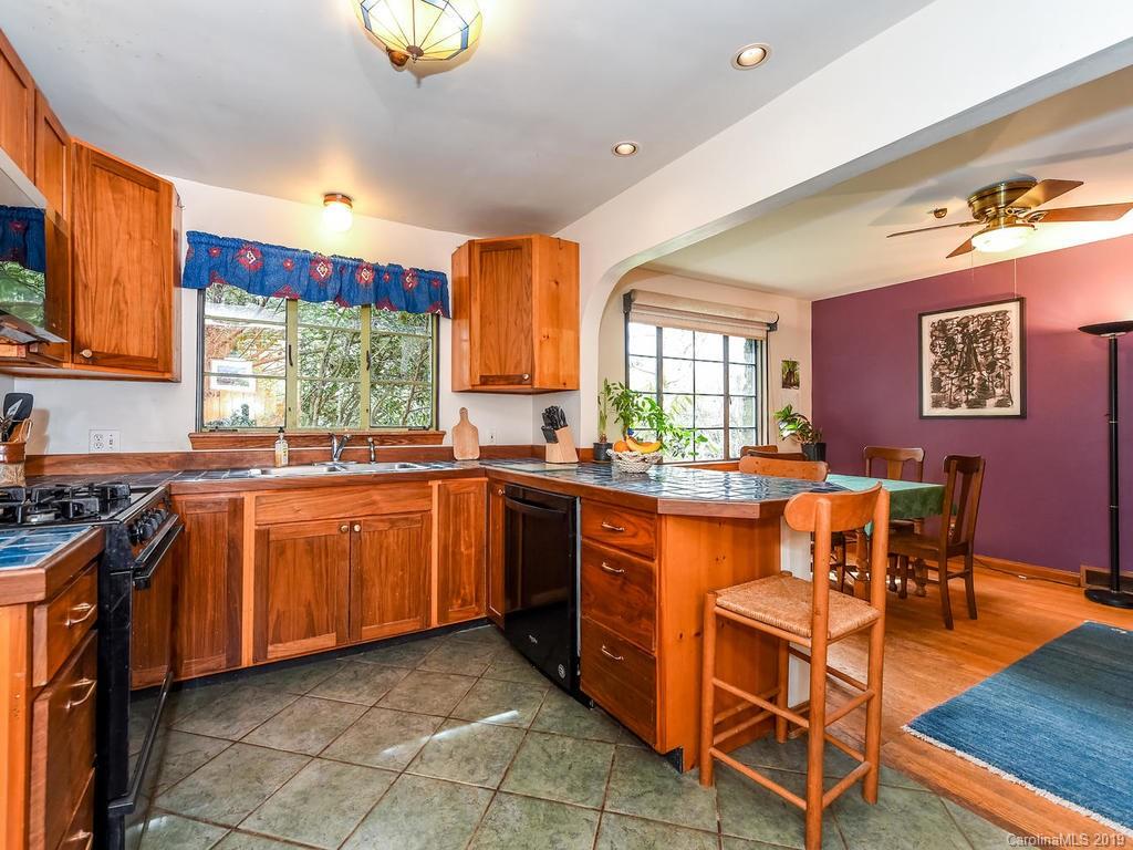34 Caledonia Road Asheville NC 28803