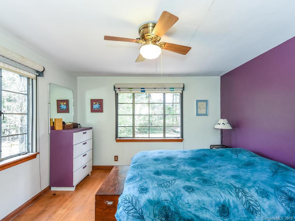 34 Caledonia Road Asheville NC 28803