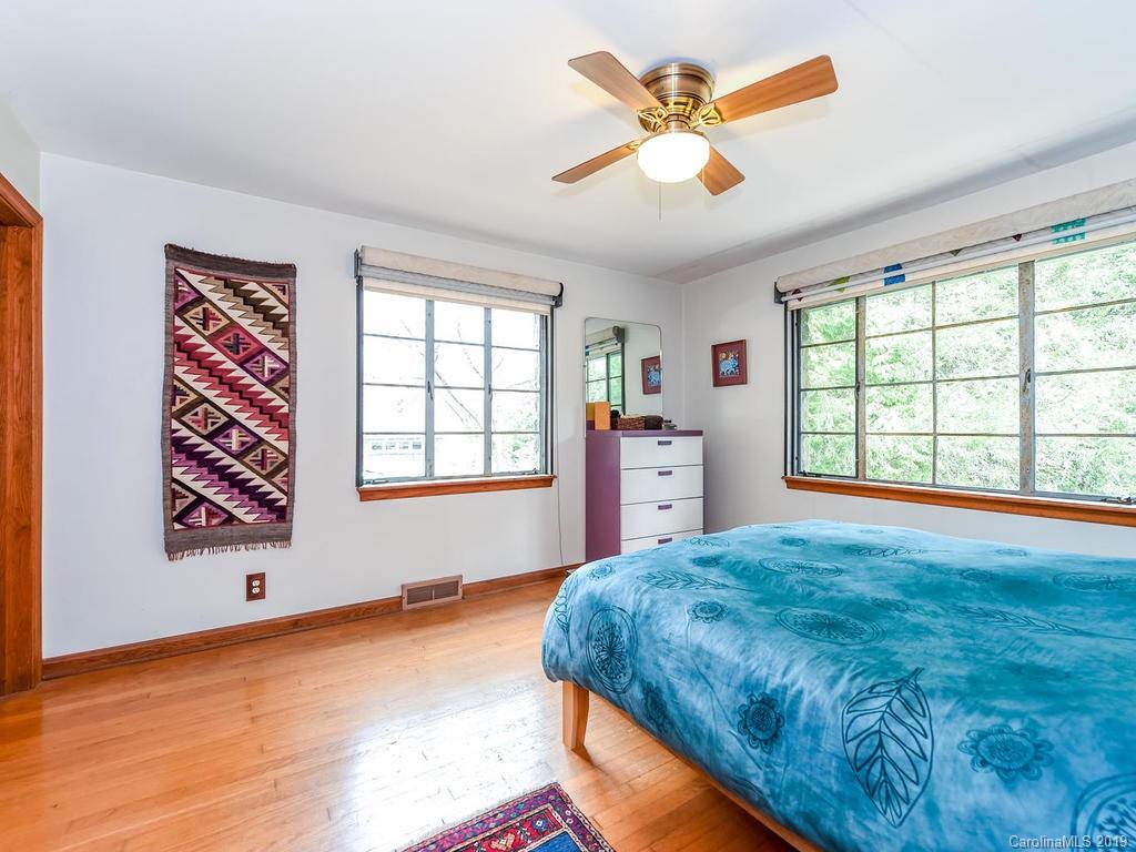 34 Caledonia Road Asheville NC 28803