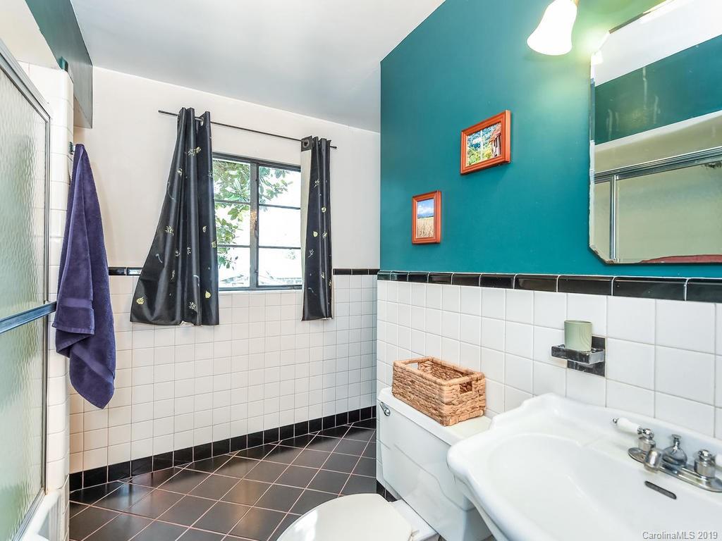 34 Caledonia Road Asheville NC 28803