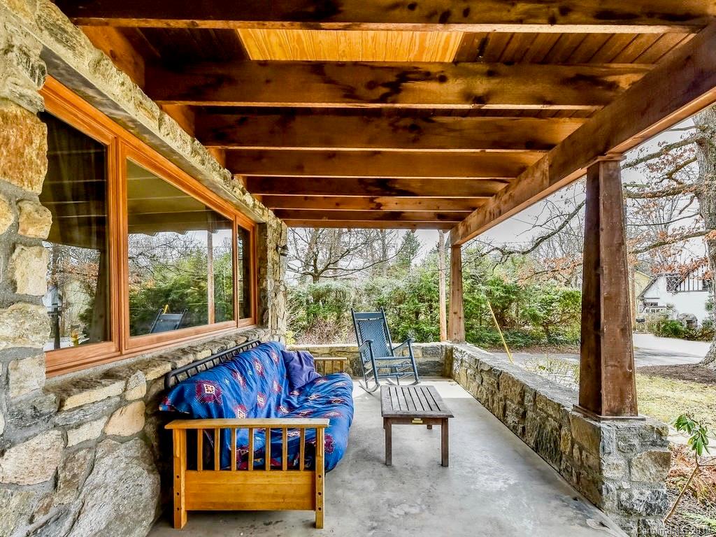 34 Caledonia Road Asheville NC 28803