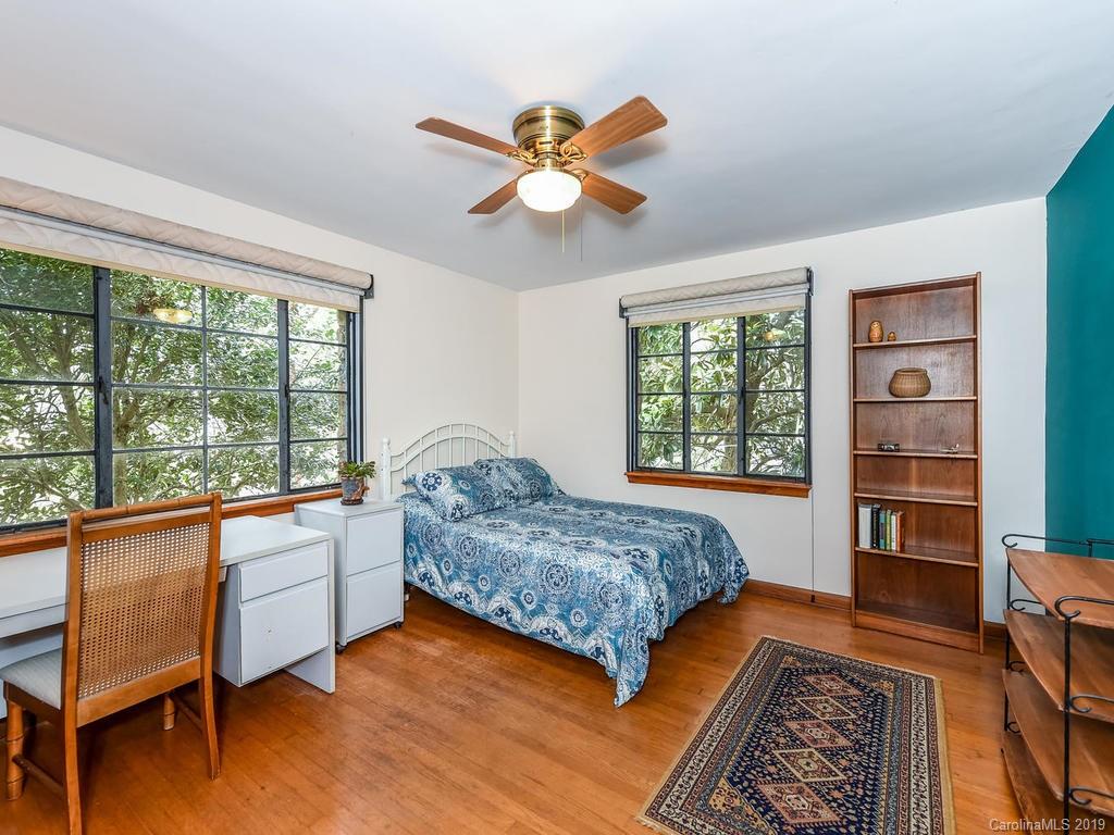 34 Caledonia Road Asheville NC 28803
