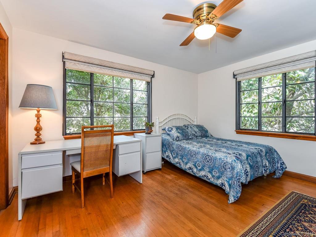 34 Caledonia Road Asheville NC 28803