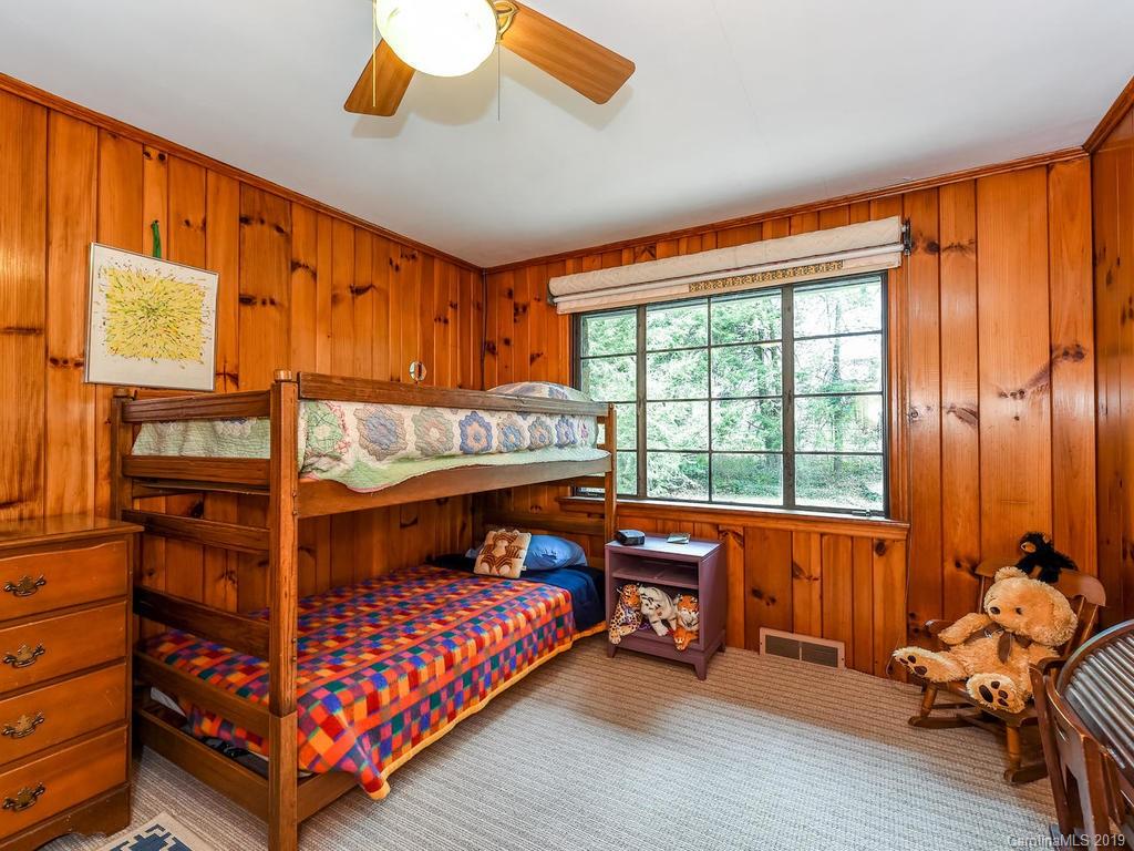 34 Caledonia Road Asheville NC 28803