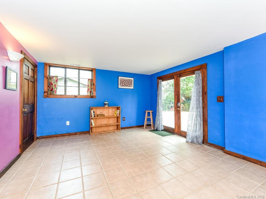 34 Caledonia Road Asheville NC 28803