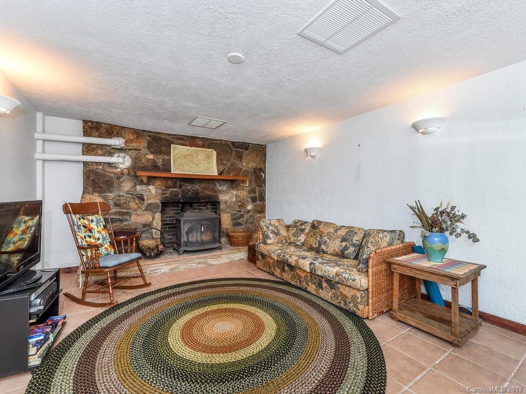 34 Caledonia Road Asheville NC 28803