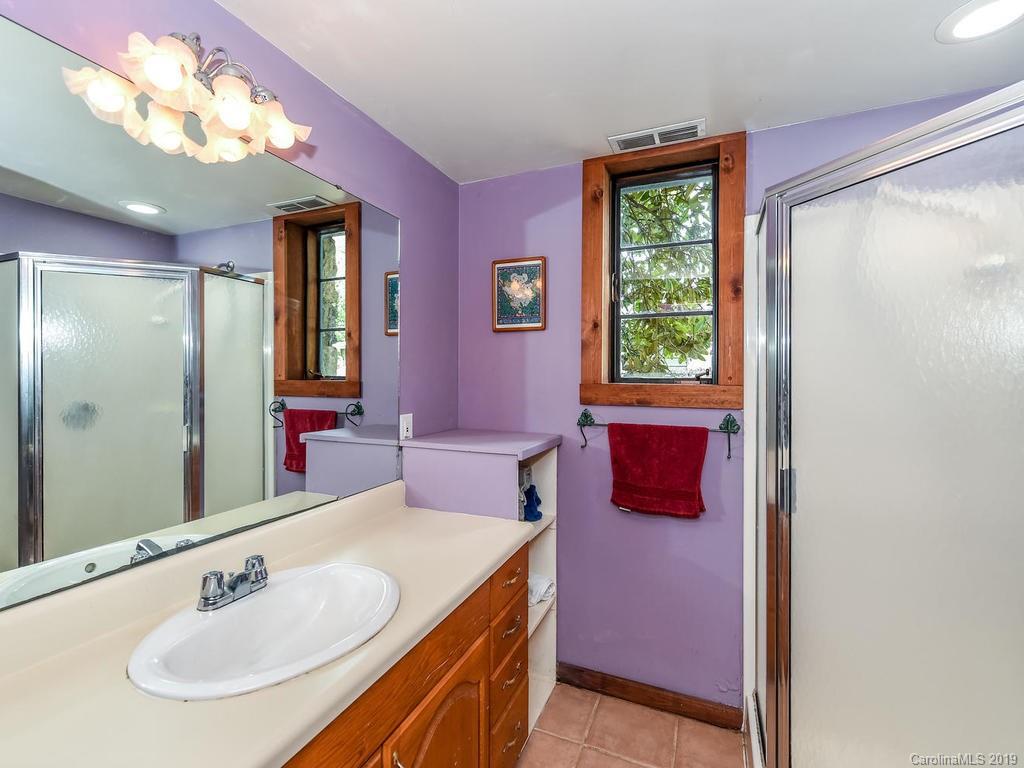 34 Caledonia Road Asheville NC 28803