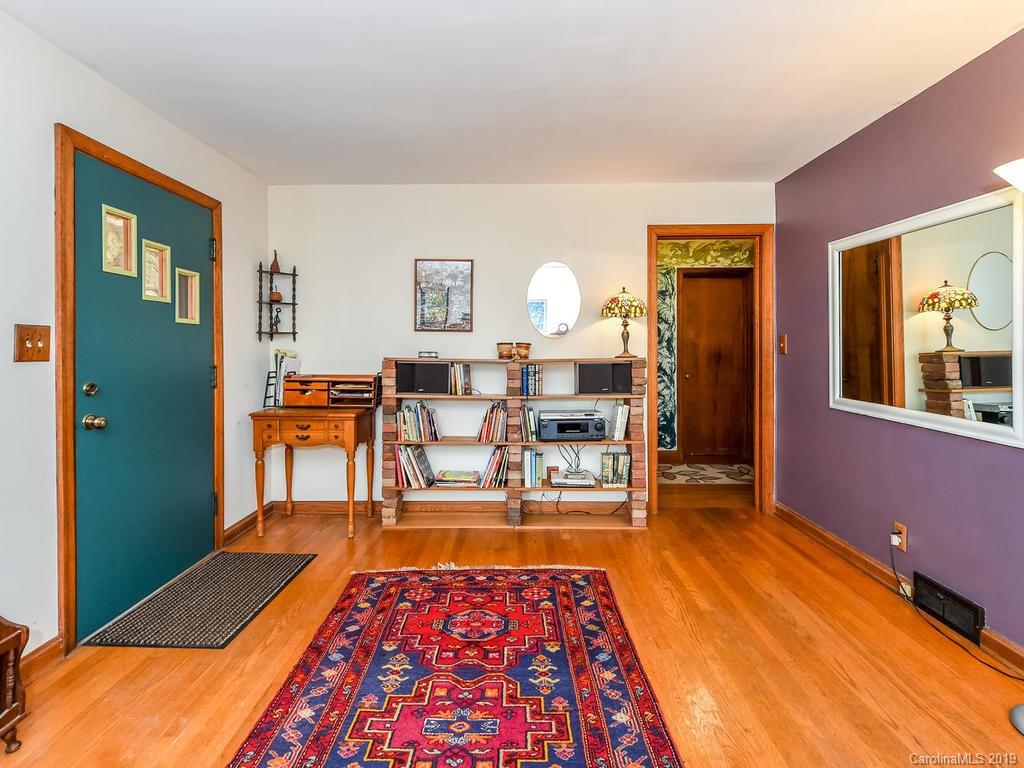34 Caledonia Road Asheville NC 28803
