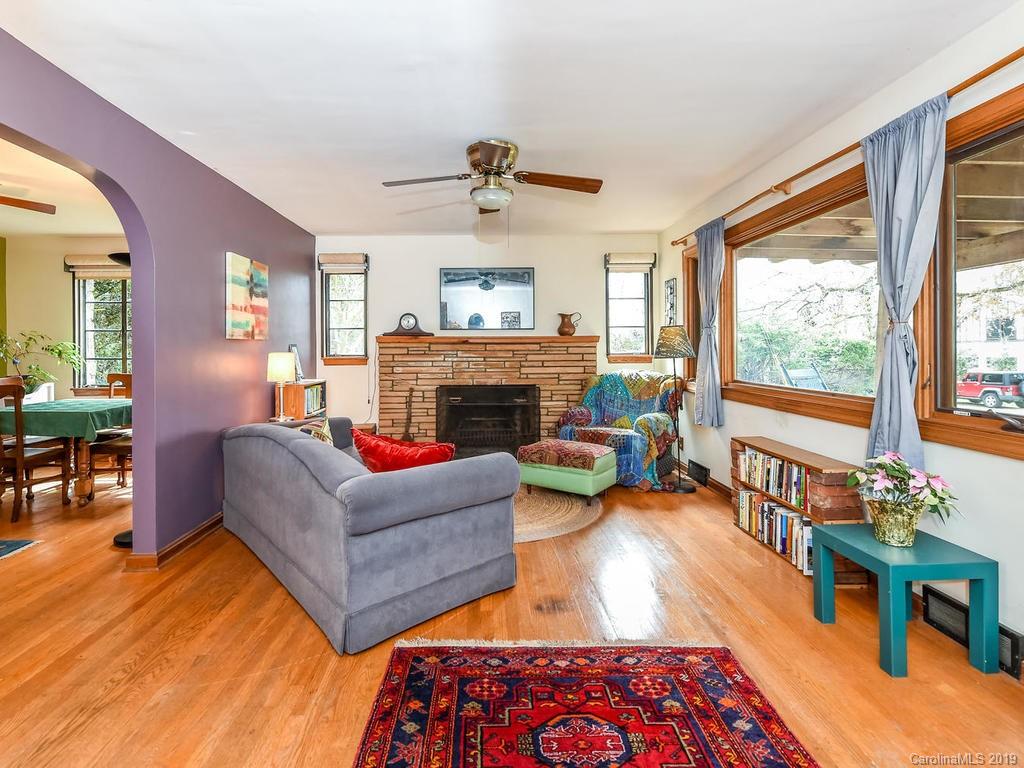 34 Caledonia Road Asheville NC 28803