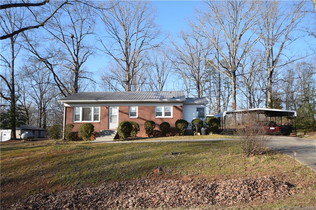 271 Emory Avenue Forest City NC 28043