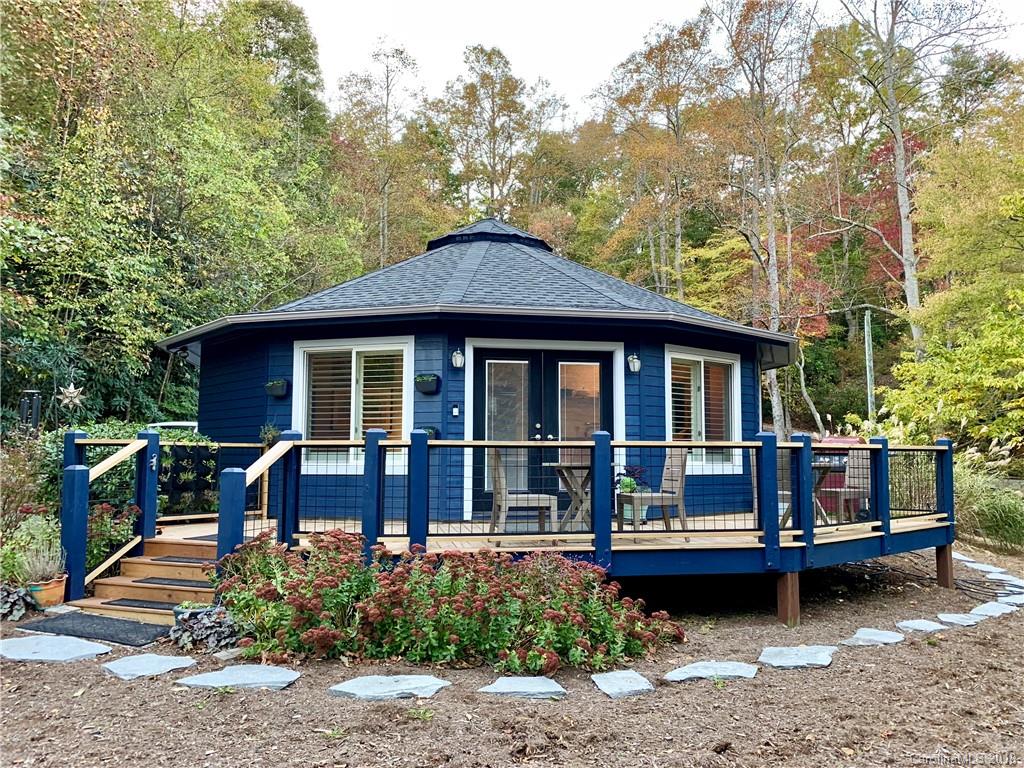 984 Garren Creek Road Fairview NC 28730